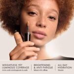 Luminous Silk Hydrating Face and Under-Eye Concealer - ARMANI BEAUTY - Imagen 2